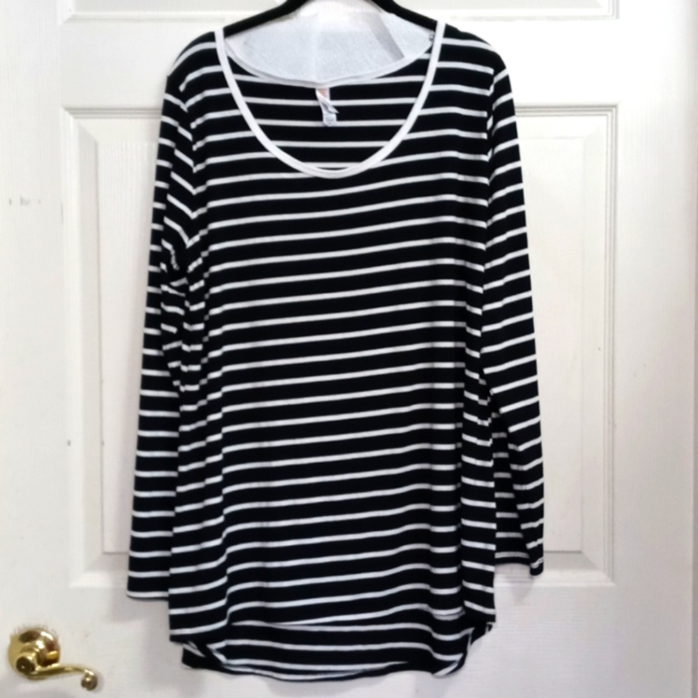 LuLaRoe Striped knit shirt